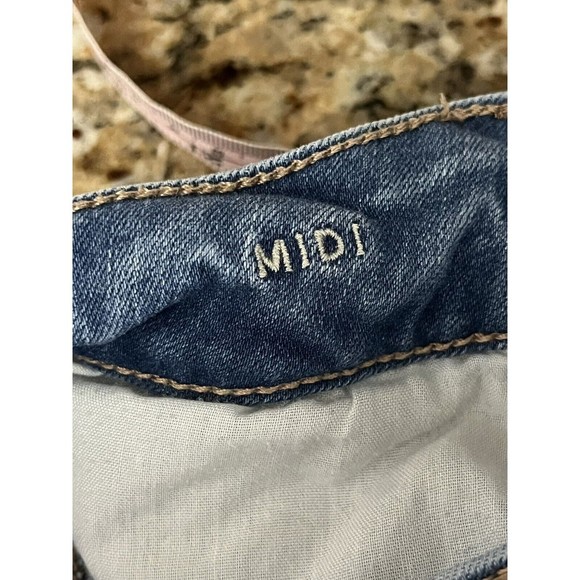 American Eagle Blue Ne(x)t Level Stretch Distressed Midi Jean Shorts Size 2 - Picture 7 of 10
